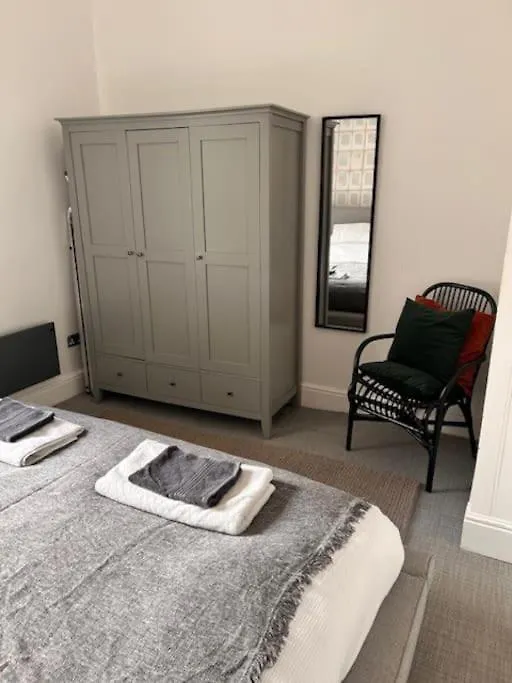 Modern Apartment Within Historic Chester City Walls