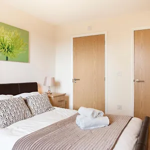 Millennium Plaza By Swa Apartment Cheltenham